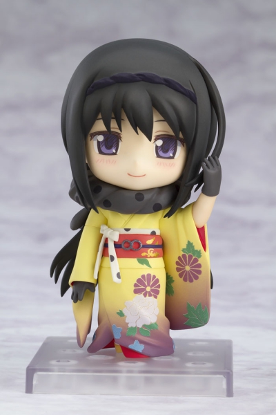 ねんどろいど晴着ほむら1